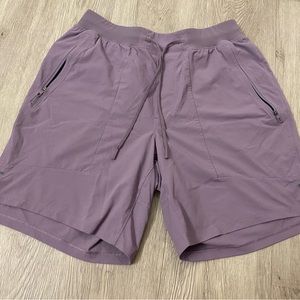 Lululemon License to Train Short 7”